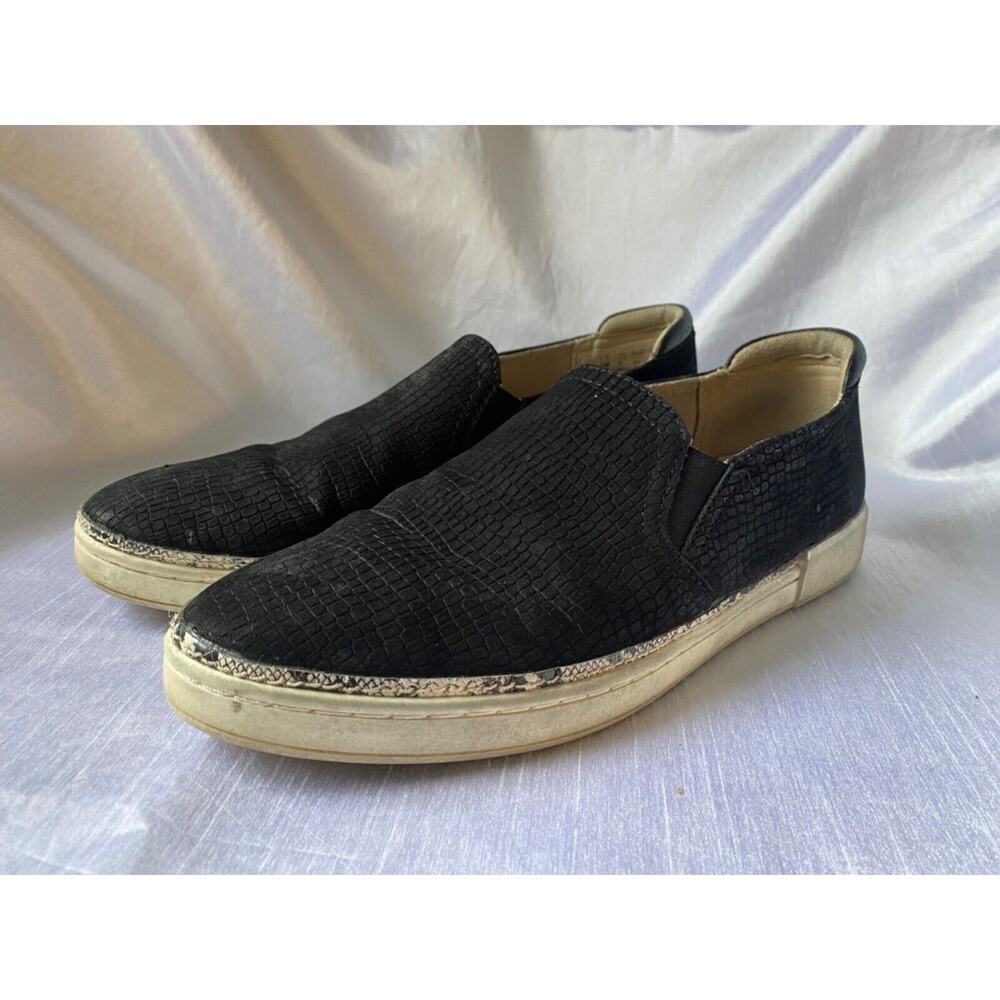 Naturalizer Black Suede Slip On Sneakers Snake Skin Detail Womens 9